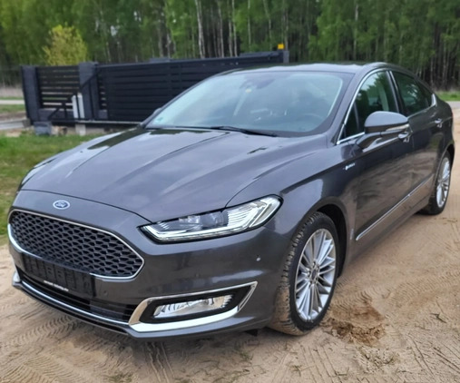 Ford Mondeo cena 48900 przebieg: 104000, rok produkcji 2017 z Sierpc małe 211